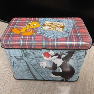Vintage Nelson Graphomania 1995 Looney Tunes Tweedy Sylvester Tin